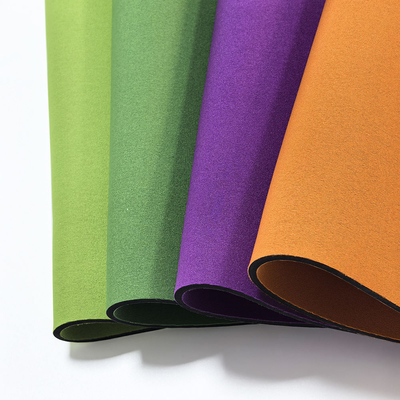 Spor destekleri için siyah kamuflajlı neopren malzemesi